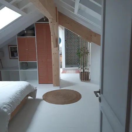 Pretty House In Bourg *